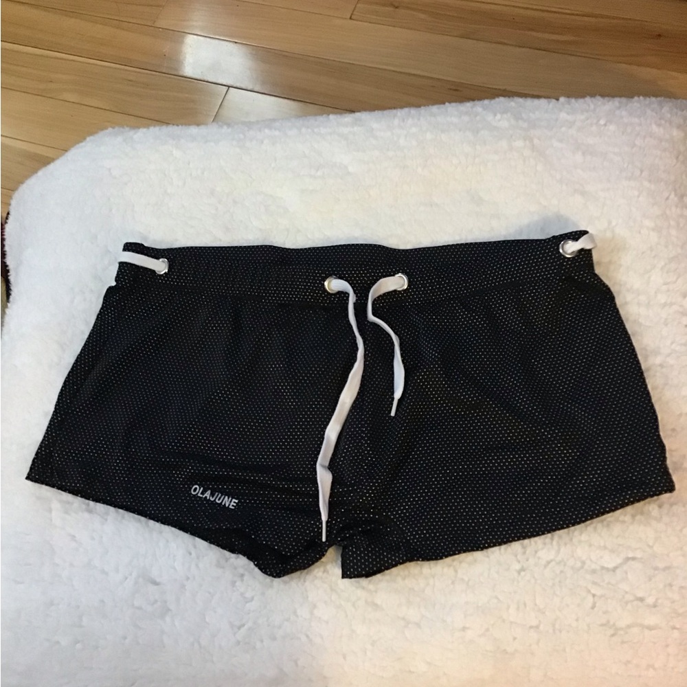 Olajune Women’s XL bottom swimsuit bathing suit, Bikini Black Bottoms shorts EUC